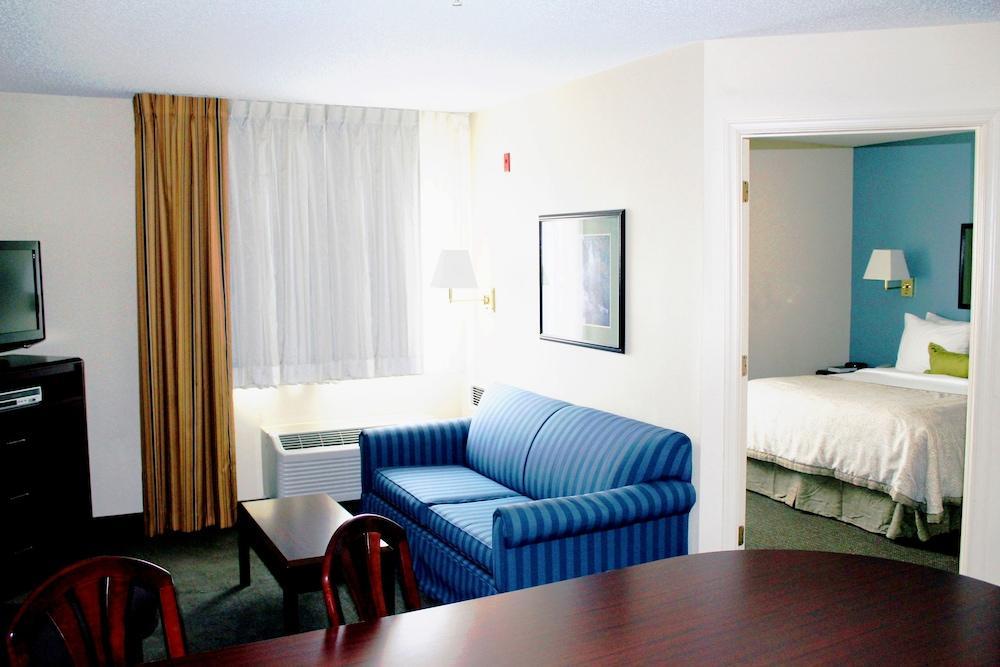 Candlewood Suites Glen Allen-Short Pump Екстер'єр фото