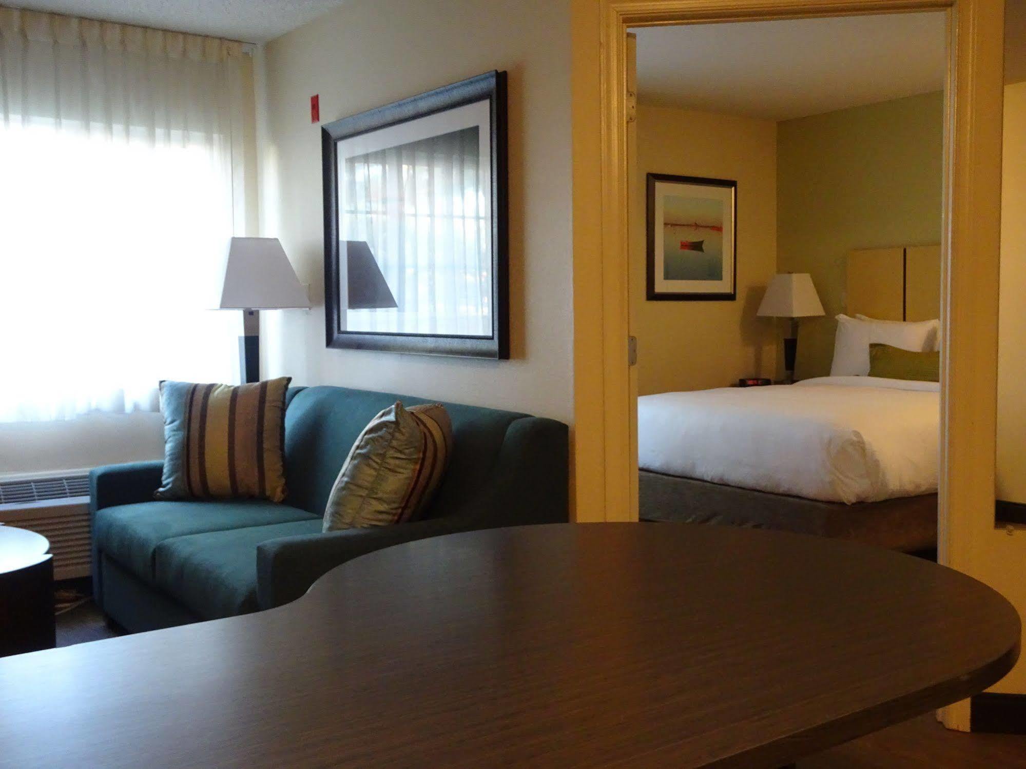 Candlewood Suites Glen Allen-Short Pump Екстер'єр фото
